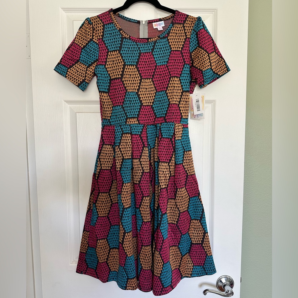 LULAROE AMELIA DRESS SIZE SMALL